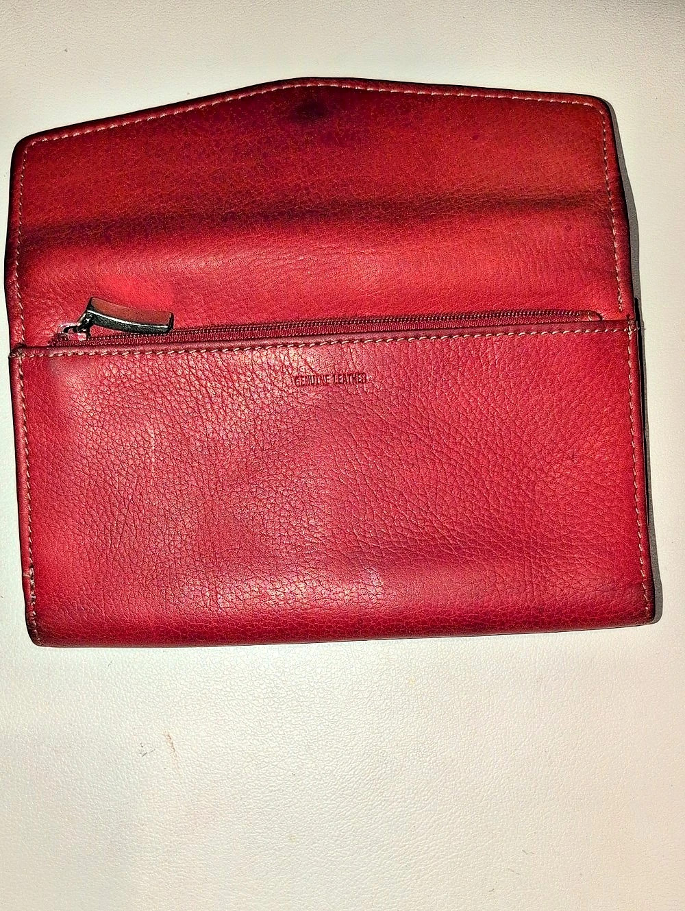 Fossil Red Wallet - Picture 8 of 13